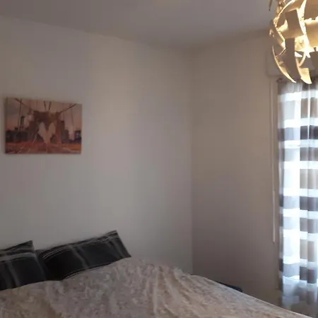 Appartamento Le Charleston 3p 5 Minutes Parking Gratuit Terrasse Chessy (Seine-et-Marne)
