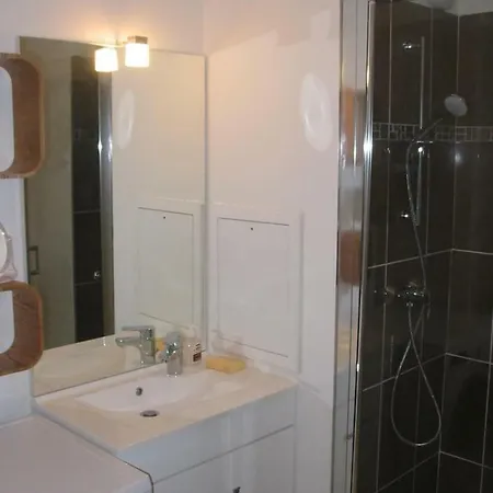 Le Charleston 3p 5 Minutes Parking Gratuit Terrasse Chessy (Seine-et-Marne)
