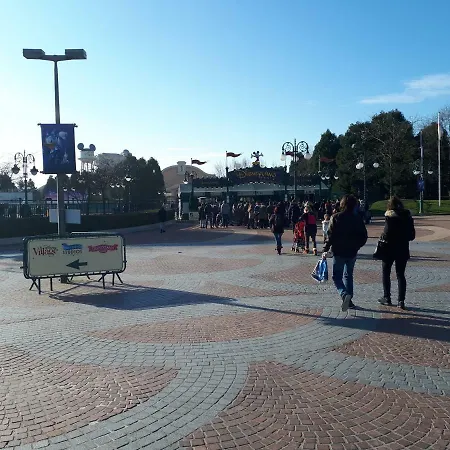 Appartamento Le Charleston 3p 5 Minutes Parking Gratuit Terrasse *